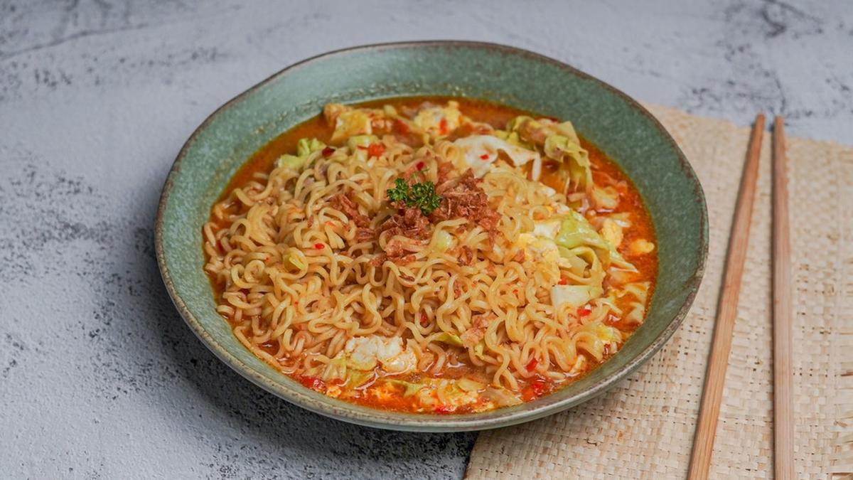 mie nyemek